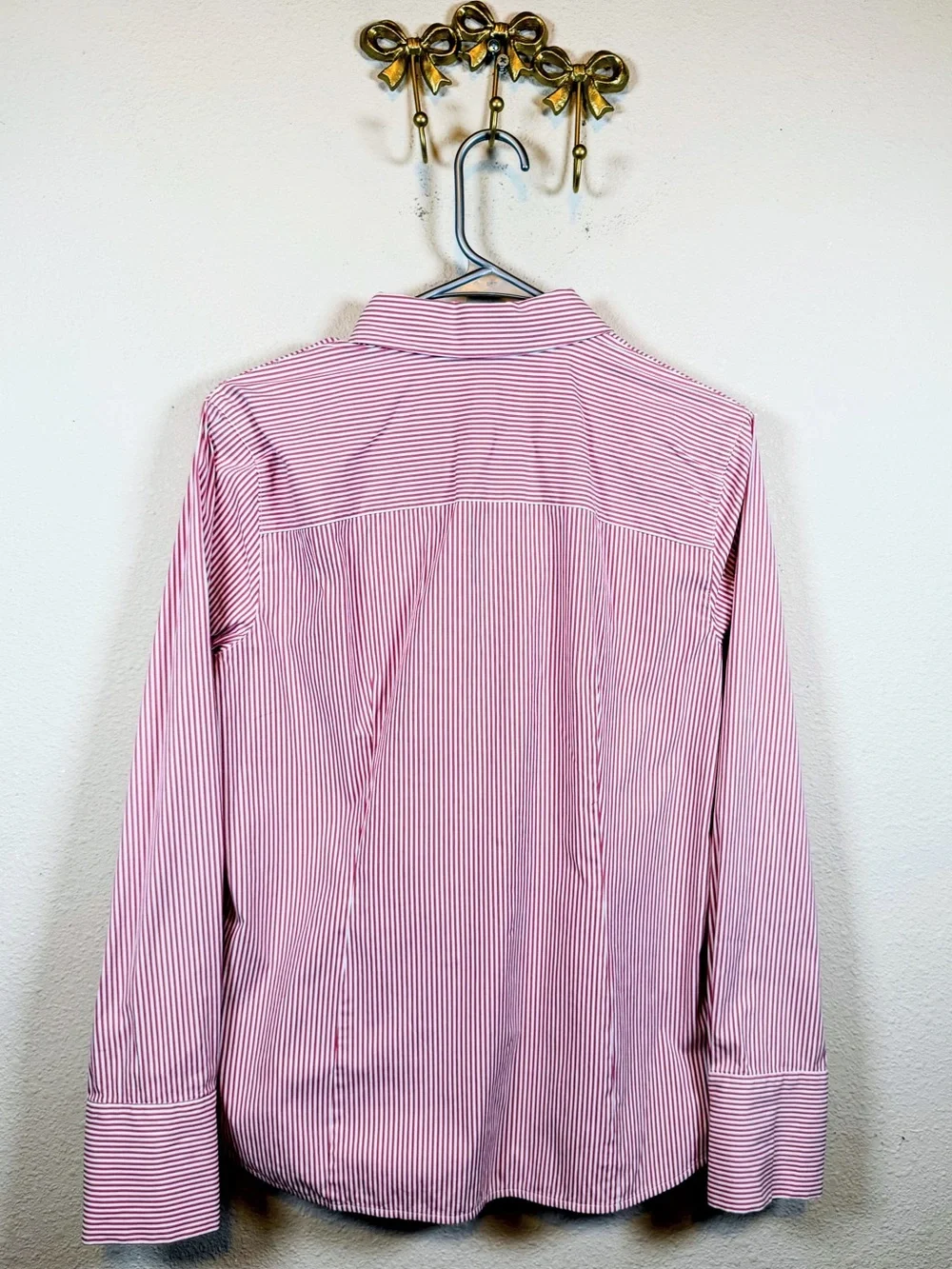Lafayette 148 New York White Shirt with Red/Pink Stripes.  Size M - Picture 4 of 4